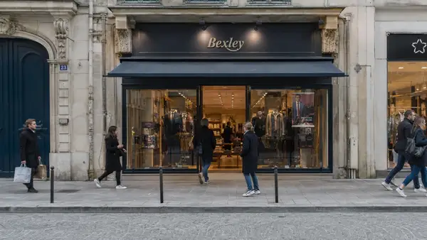 Bexley stratégie prêt-à-porter : enseigne et continuité commerciale en 2025