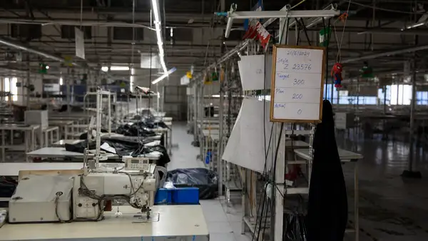 Birmanie sous-traitants H&M : usine textile fermée et chaîne d’approvisionnement fragilisée